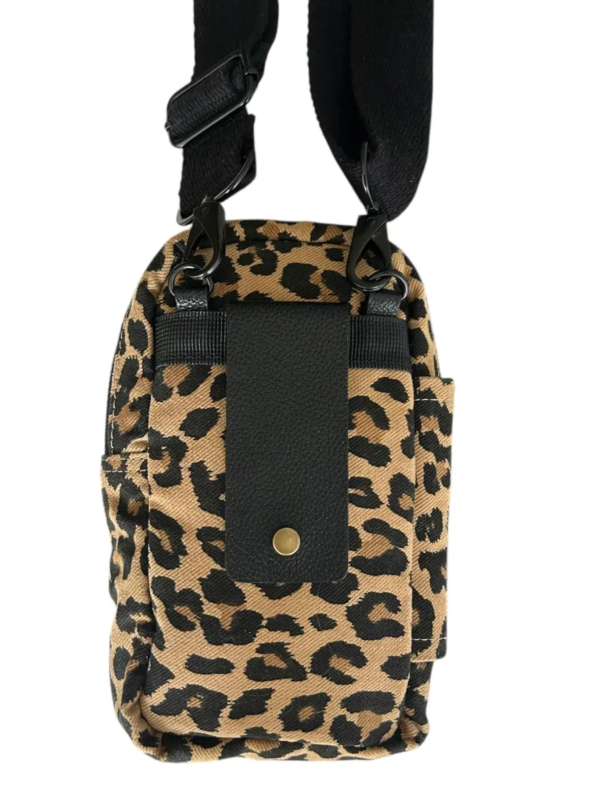 Barcelona Bag in Sand Leopard Print from Sixton