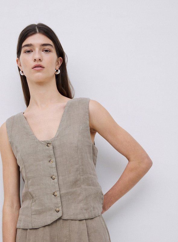 Portofino Waistcoat in Khaki from Yerse