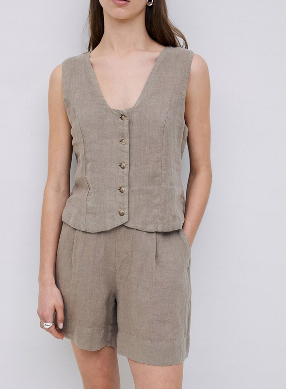 Portofino Waistcoat in Khaki from Yerse