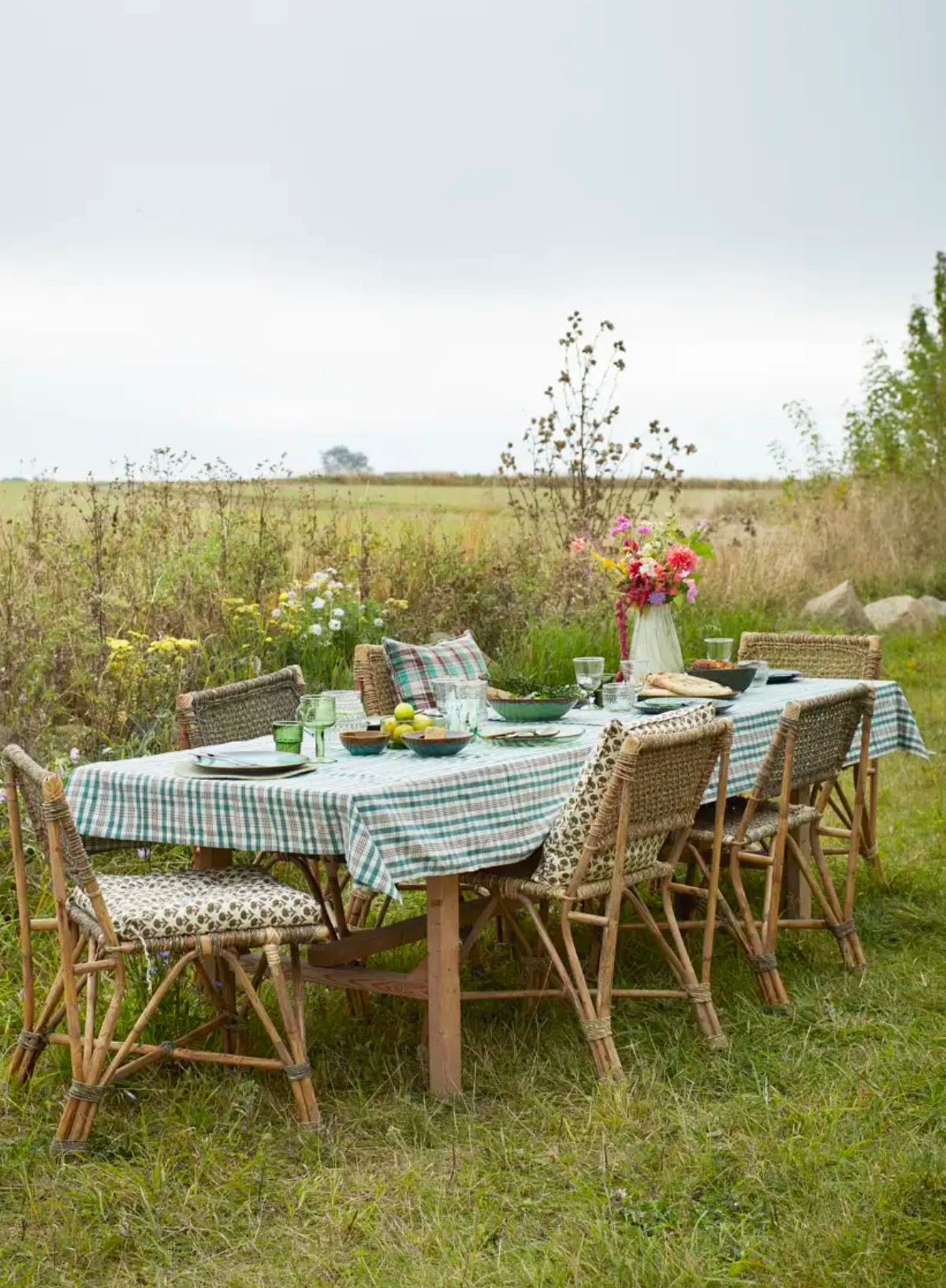 Medium Asta Green Stoneware Dish from Madam Stoltz