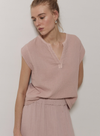 Camelia V-Neck Cap Sleeve Top in Pale Pink from Yerse