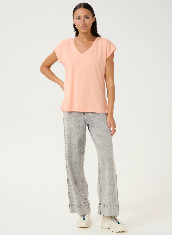 Lise T-Shirt in Peach Nectar from Kaffe