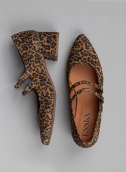 Esska Laura Low Leopard Heels against a grey background. See and overhead shot showcasing the pointed toe shape and block heel.