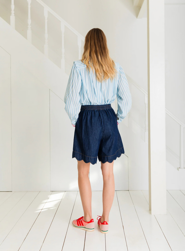 Hugo Scallop Hem Shorts in Dark Wash Denim from Bonté