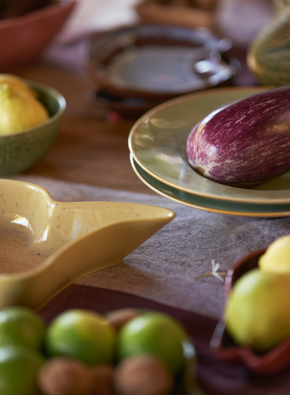 Shell Serving Bowl in Vanille from HK Living