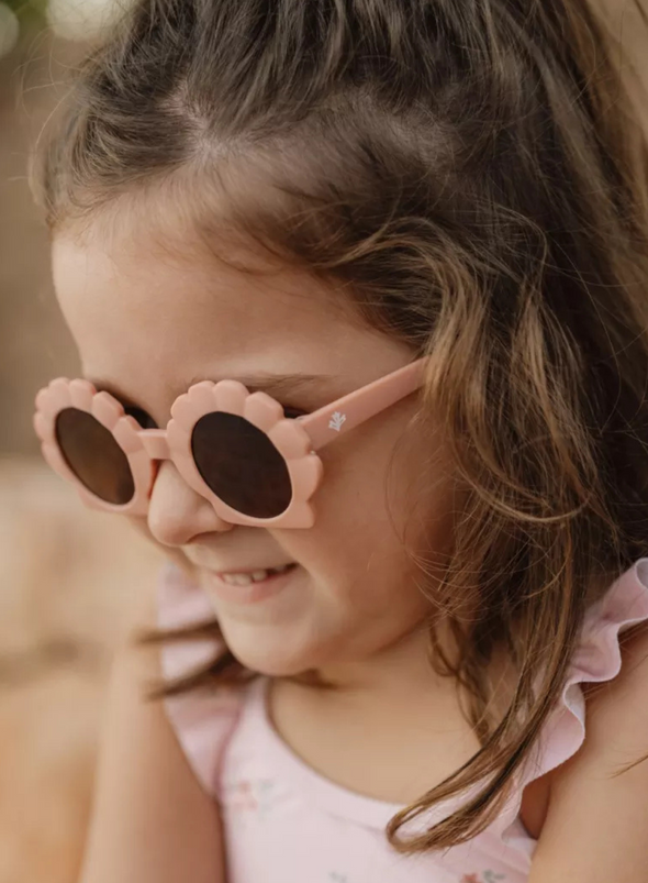 Sunglasses Shell in Old Pink from Little Dutch