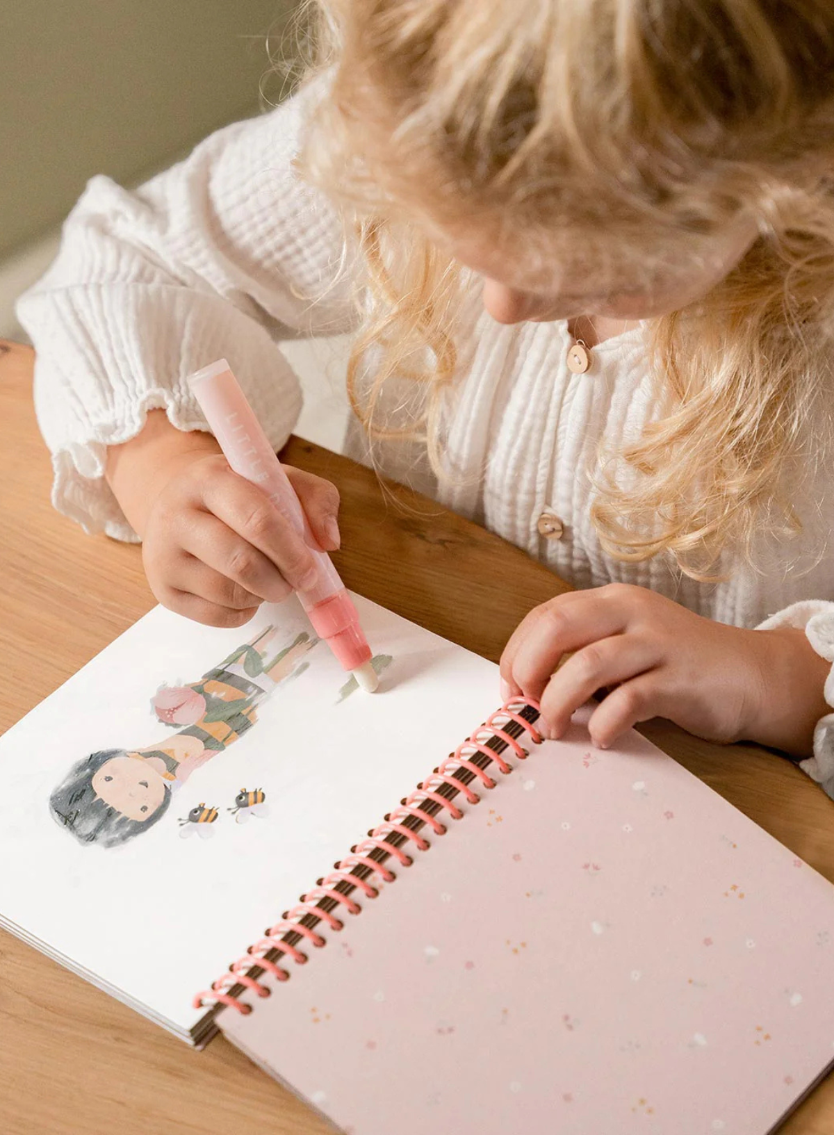 Water Magic Reveal Book Rosa & Friends from Little Dutch