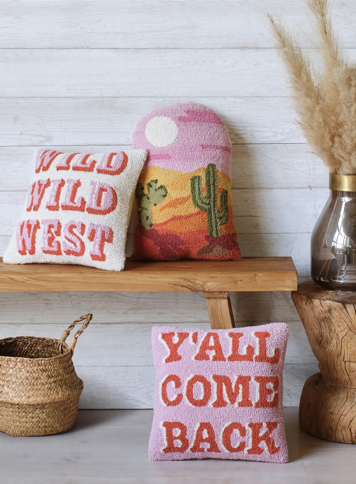 Western Desert Scene Shaped Hook Cushion from Peking Handicraft