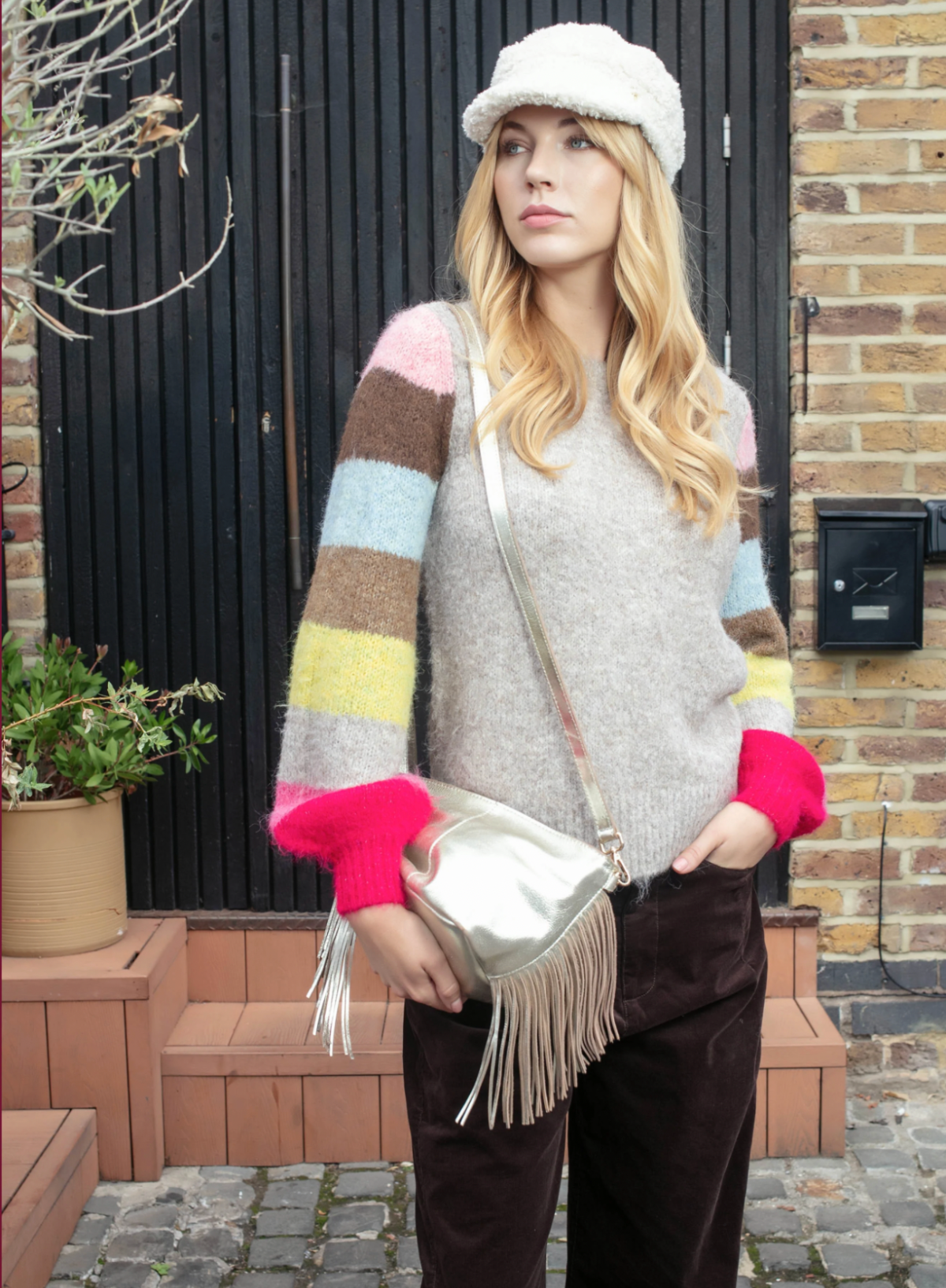 Nooki Kingston Tassle Cross Body Bag - Gold