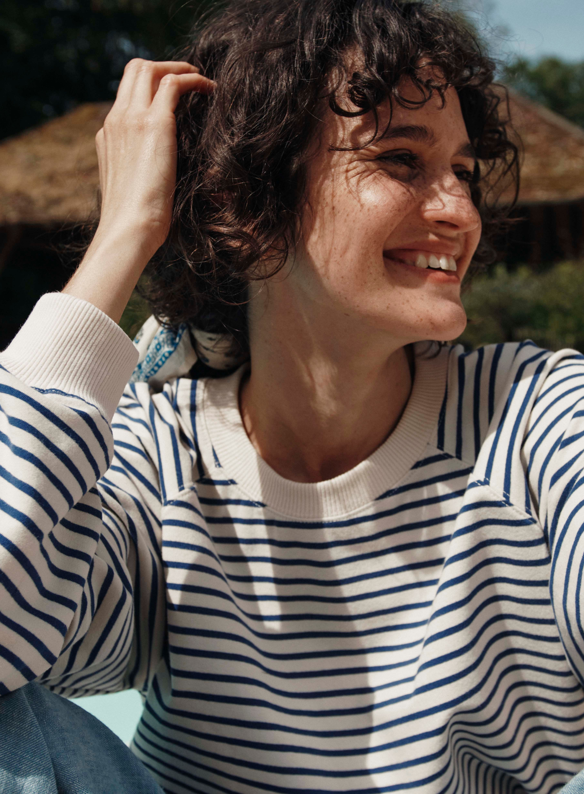 Baylor Fleeced Stripe Sweatshirt in Marine from Emile & Ida