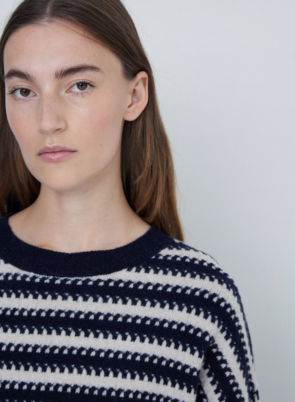 Daffy Jumper in Navy + Ecru from Yerse