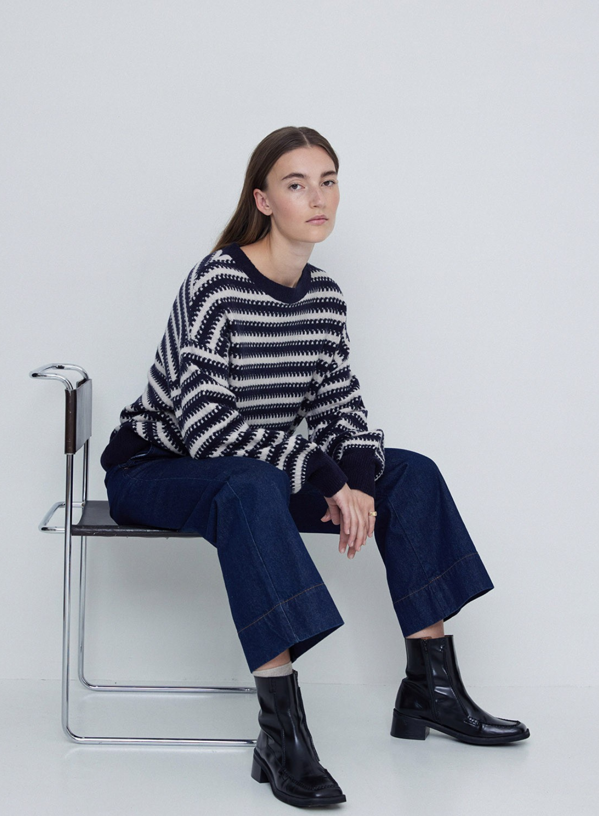 Daffy Jumper in Navy + Ecru from Yerse