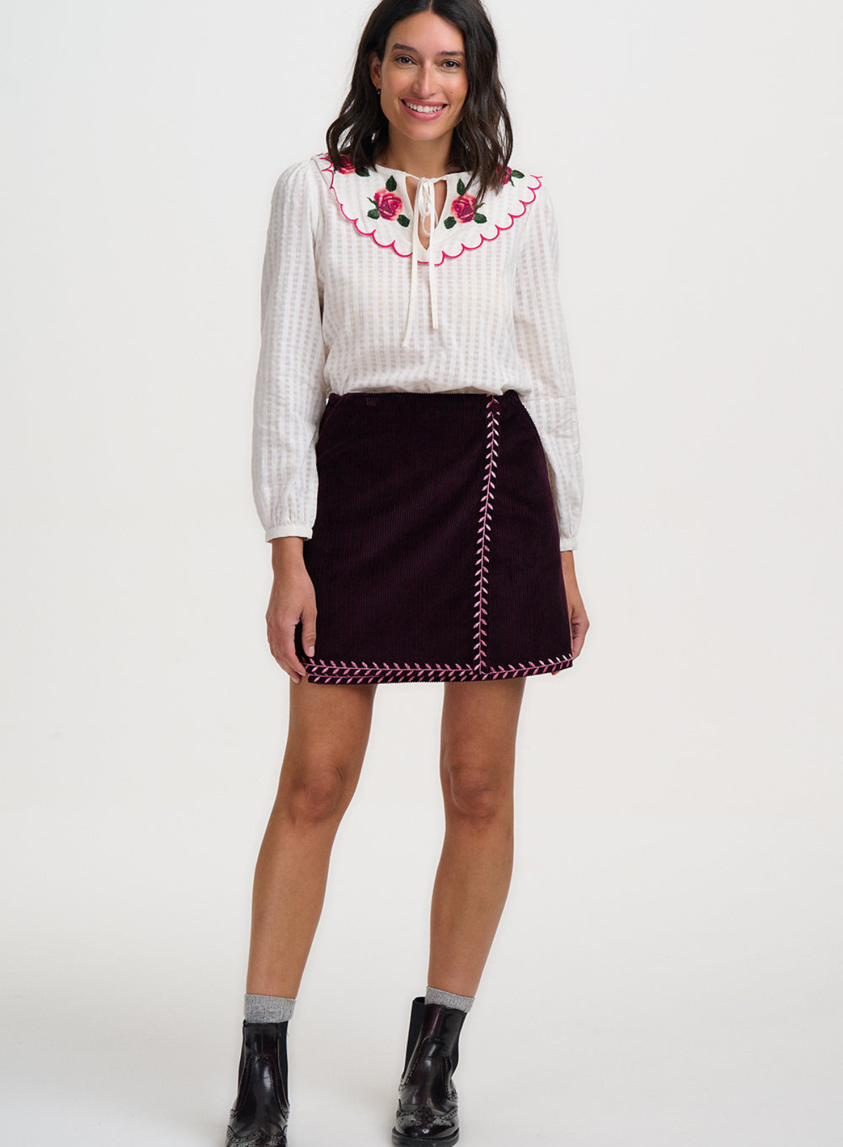 SugarhillI Nessie Scallop Collar Blouse in Off-White Blooming Roses