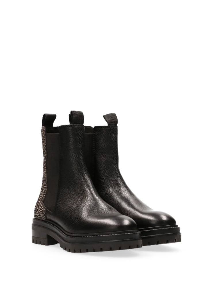 Maruti chelsea best sale boots