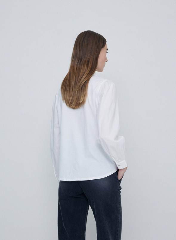 Clarissa Shirt in White from Yerse