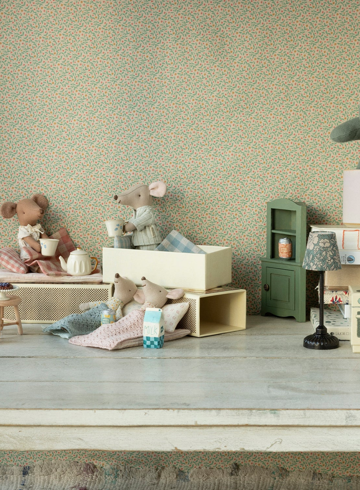 Big Sister Mouse in Matchbox from Maileg