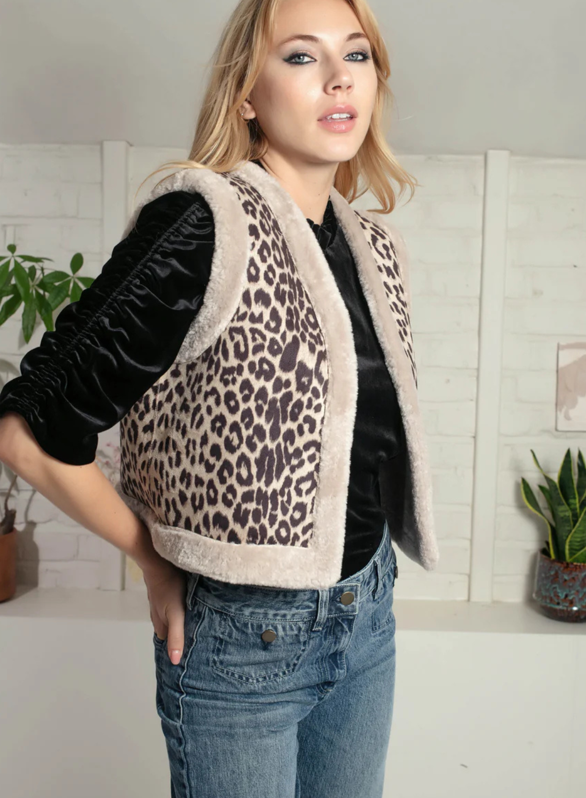 Arnica Leopard Gilet in Mink from Nooki