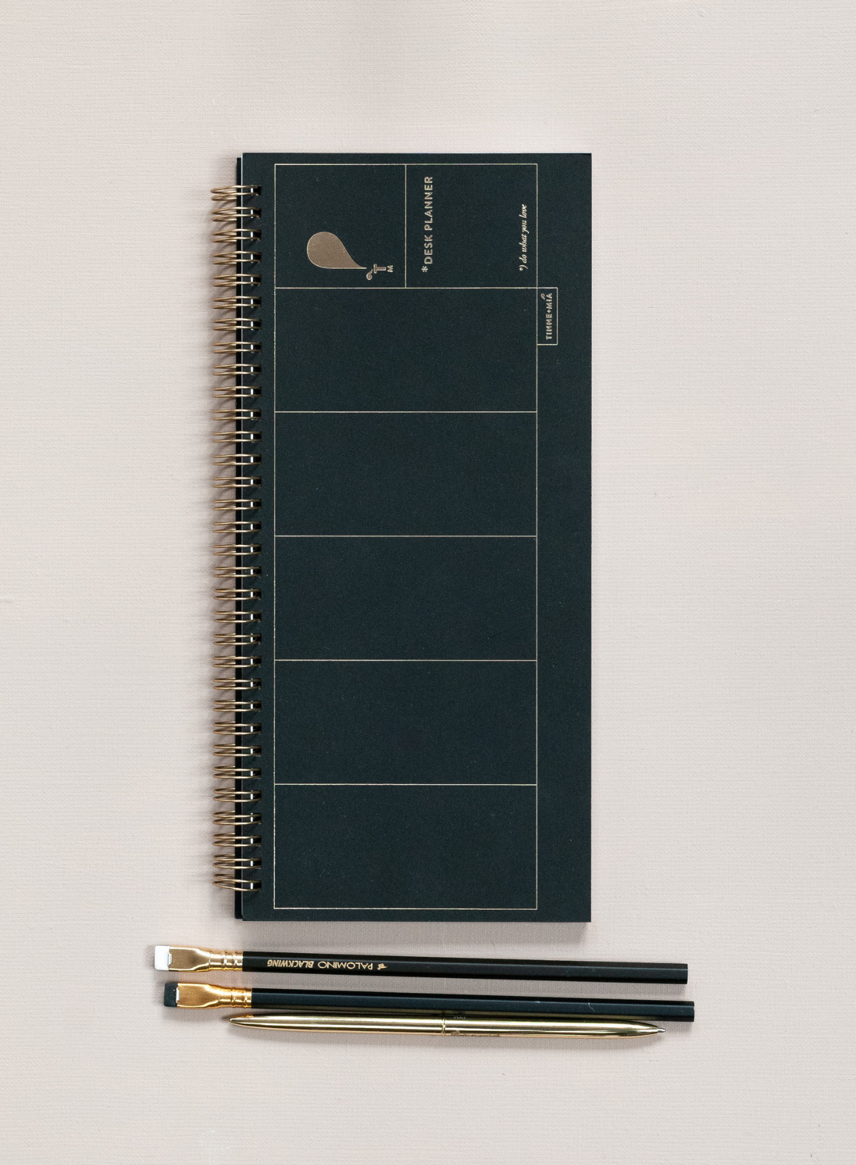 Deskplanner in Noir by Tinne + Mia from Rilla Go Rilla