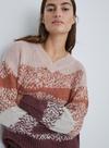 Nicky V-Neck Pattern Jumper in Pale Pink from Yerse