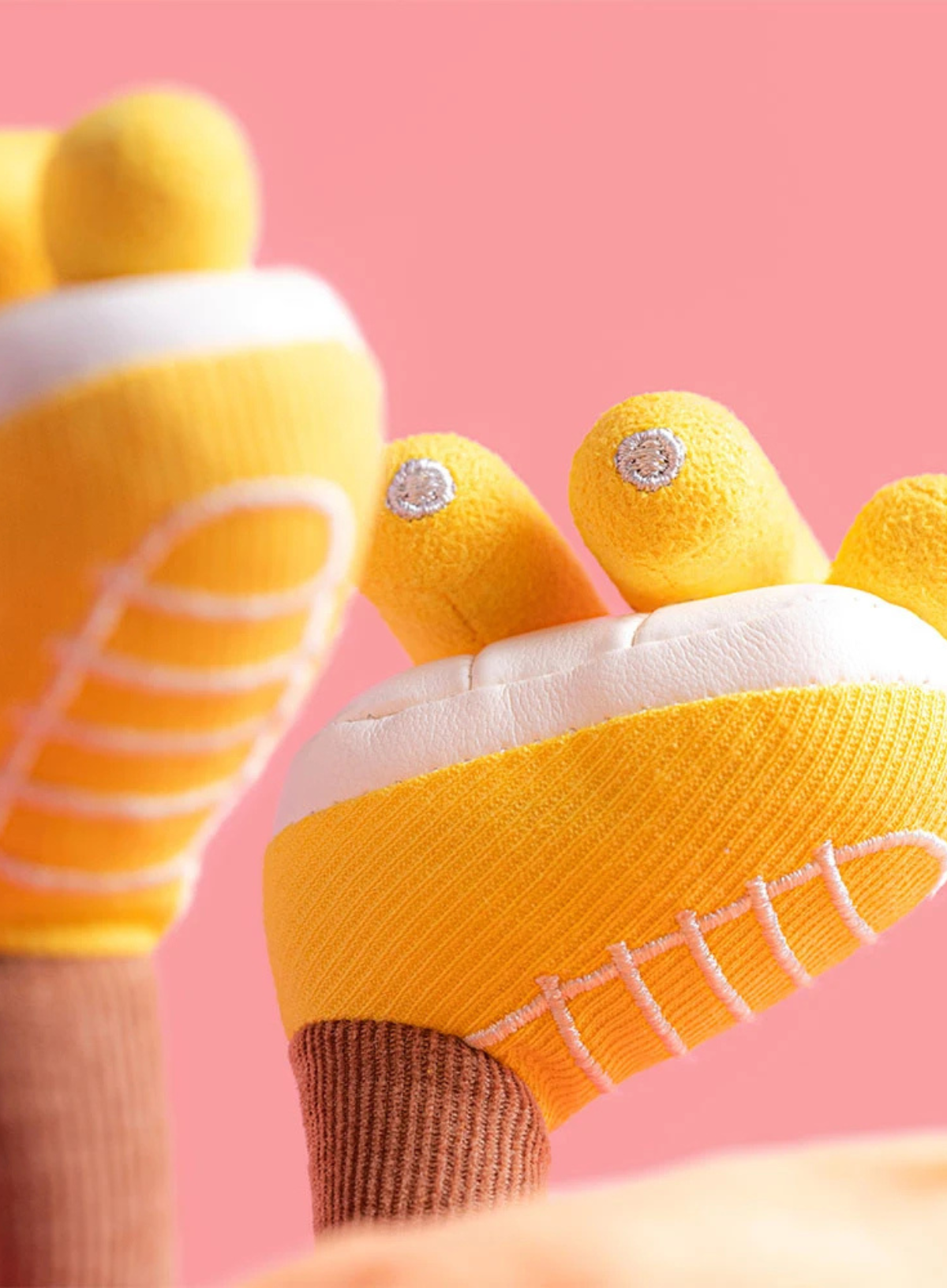 Jellycat Amuseables Sun 'Roller Skates'