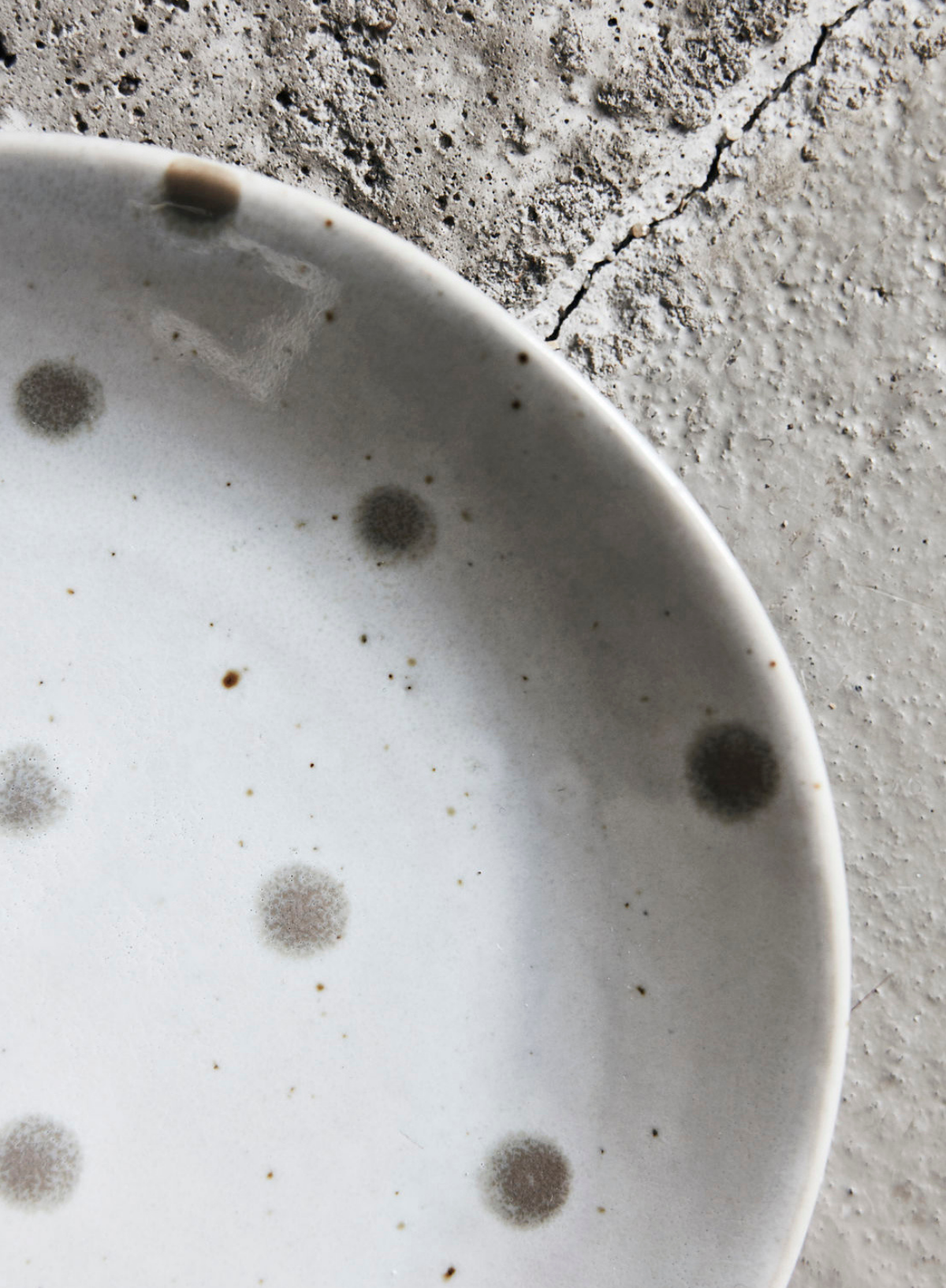 Dots Plate Beige from House Doctor