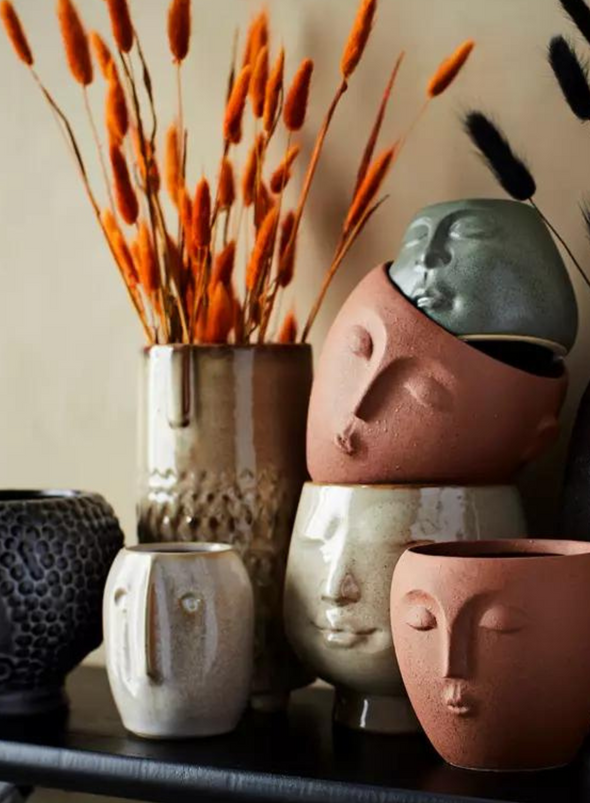Beige Flowerpot with Face Large from Madam Stoltz
