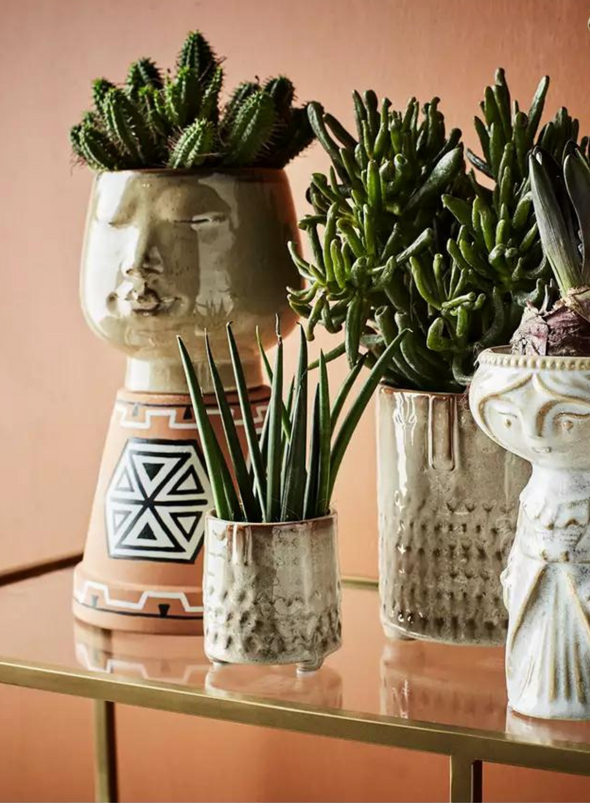 Beige Flowerpot with Face Large from Madam Stoltz