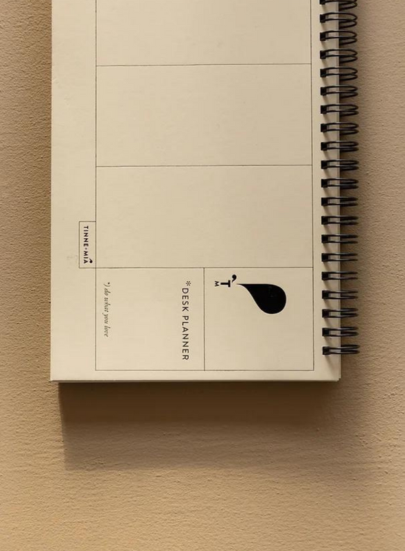 Deskplanner Jaune Doux form Tinne + Mia