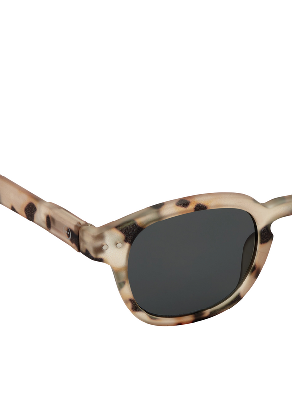 #C Sunglasses in Light Tortoise from Izipizi