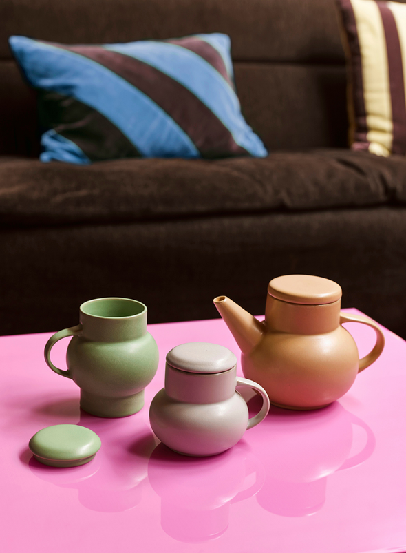 Ceramic Bubble Sand Tea Pot from HK Living